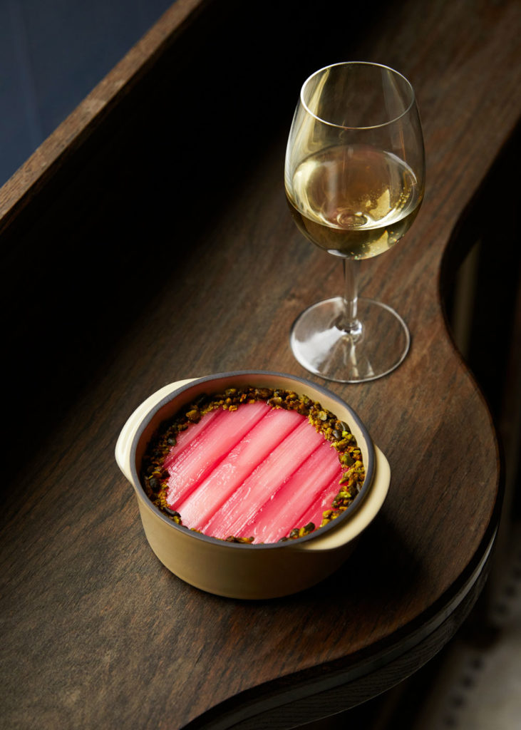 Rhubarb rice pudding