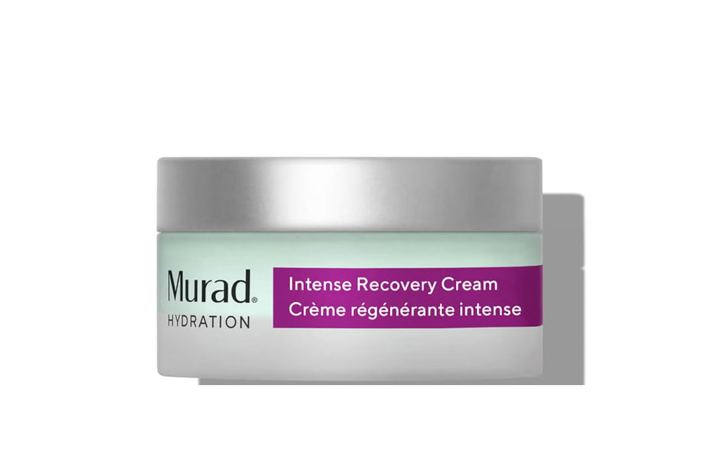 Tub of skincare for dry skin