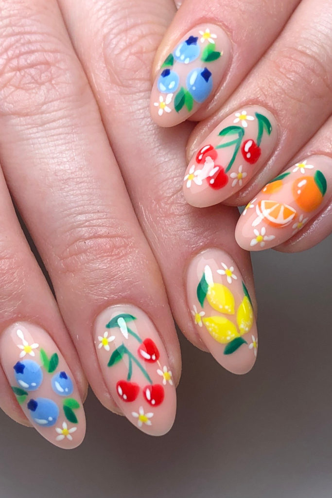 Tutti Frutti nails manicure