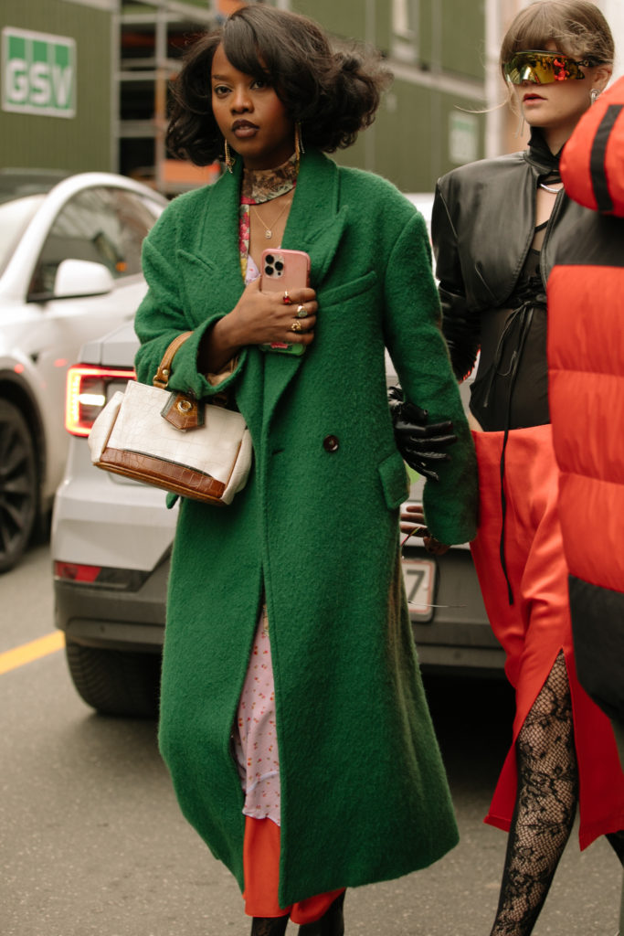 Woman with mob bob hairstyle