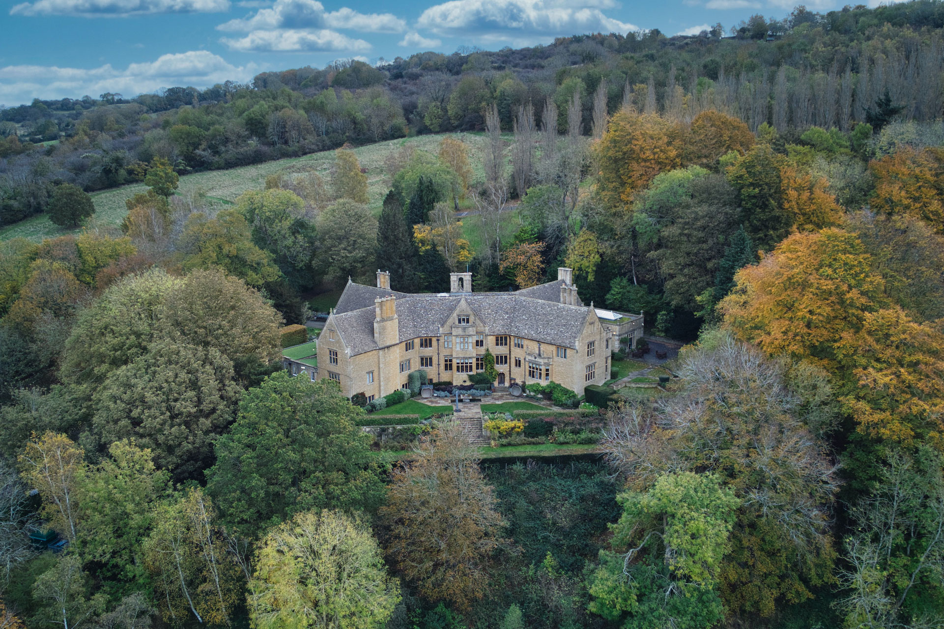 Aerial view of Foxhill Manor 