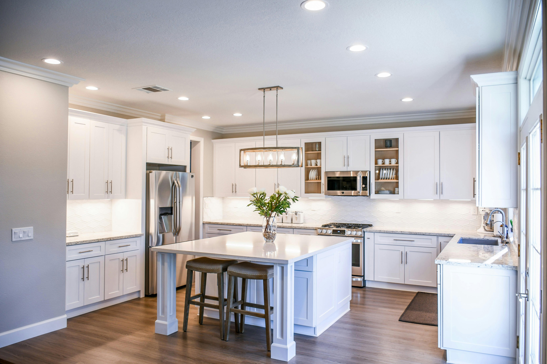 A light filled white kitchen
