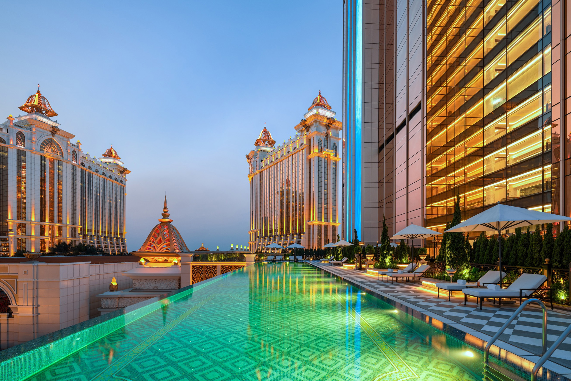 Infinity pool at Raffles at Galaxy Macau