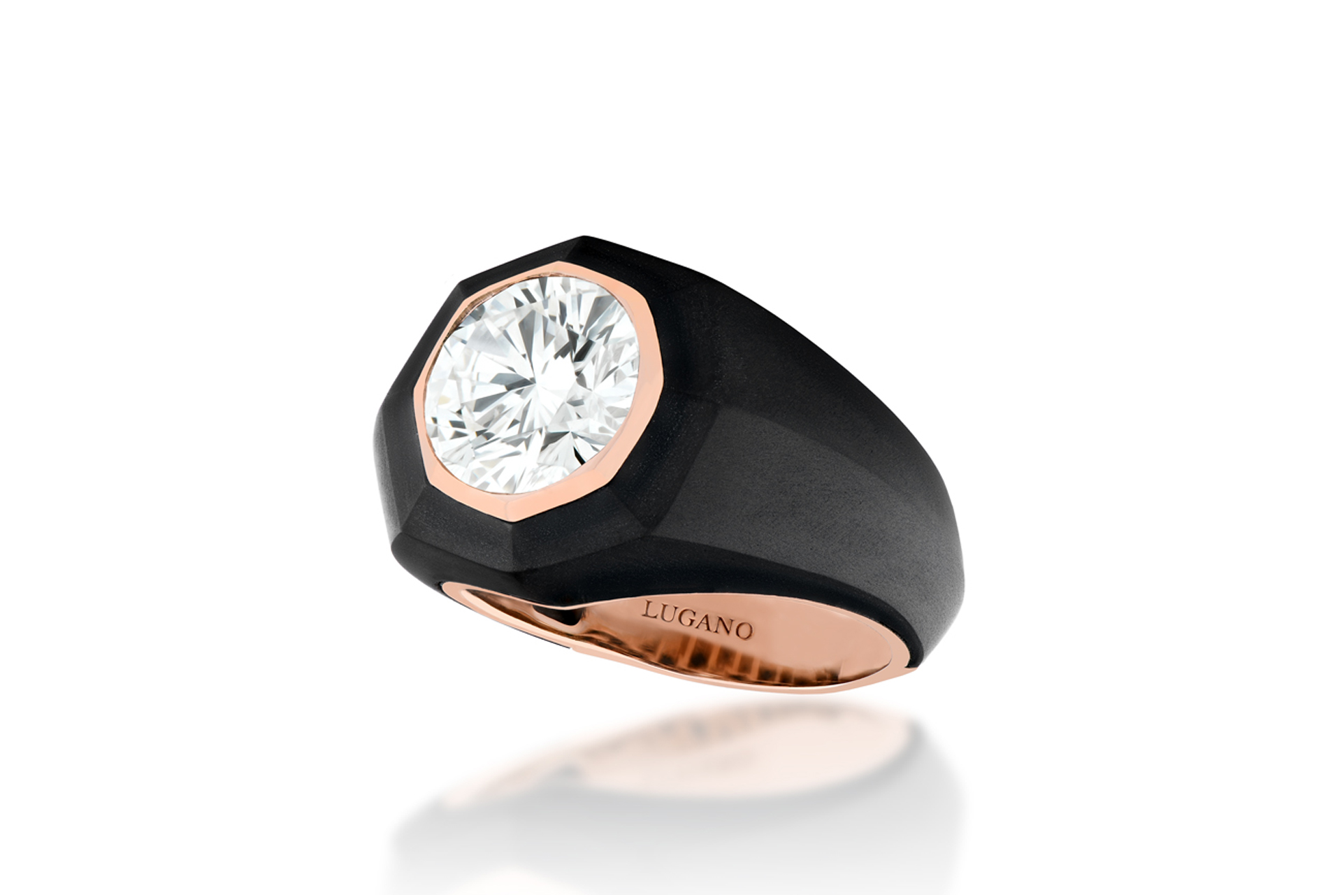 Lugano ring with diamond