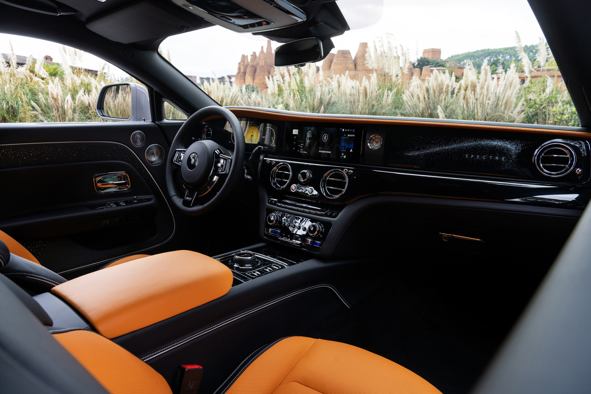 The interior of the Rolls Royce Spectre
