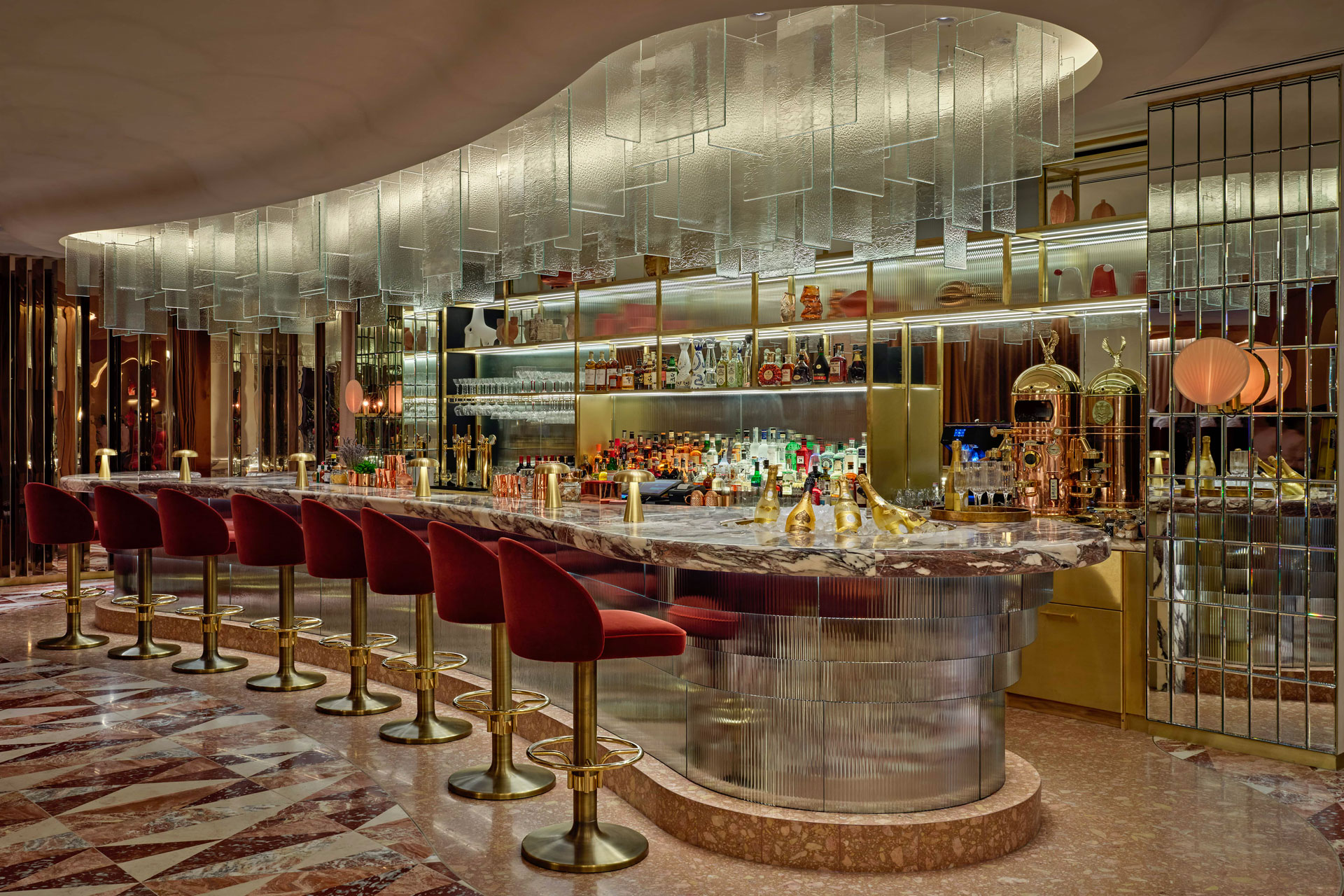 Hilton on Park Lane Revery bar
