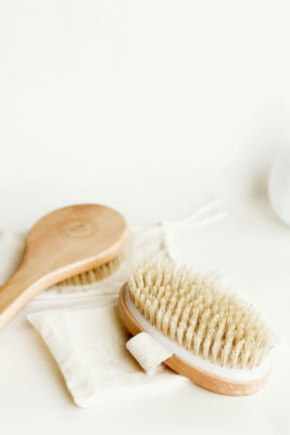 Brushing utensils