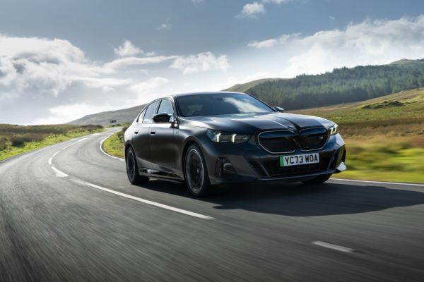 The BMW i5 M60x