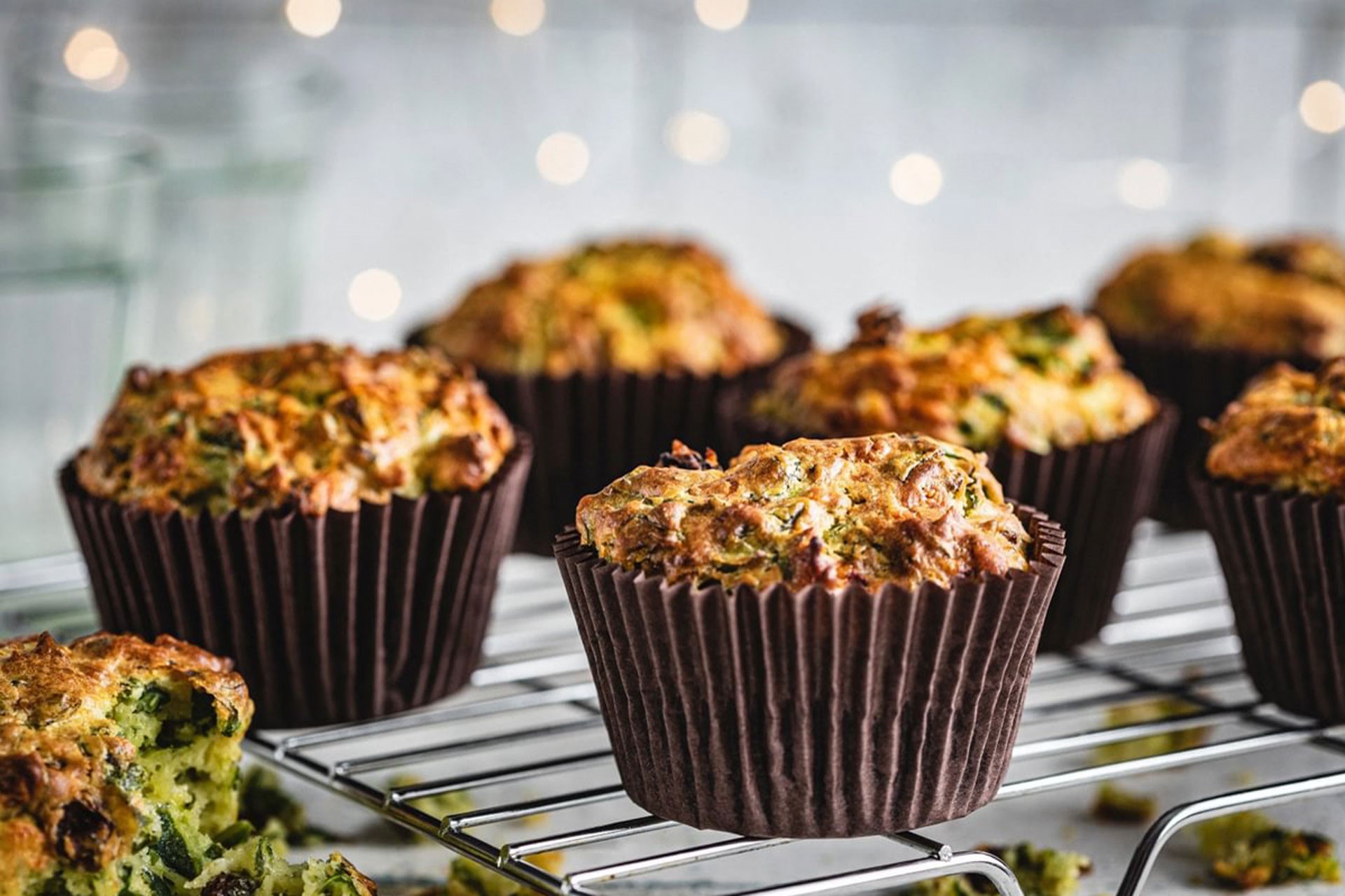 Spinach, cheese and apple muffins