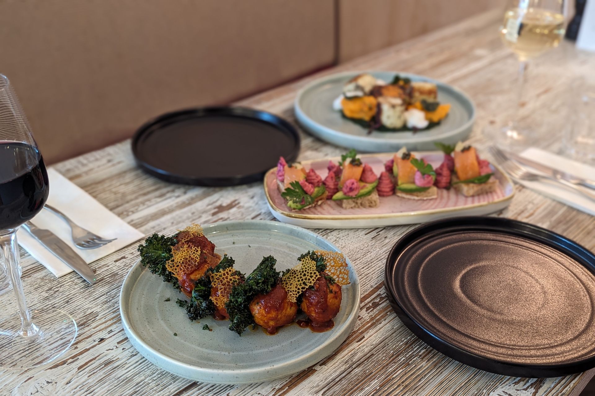 Omakase mystery menu ay The Table, Battersea.