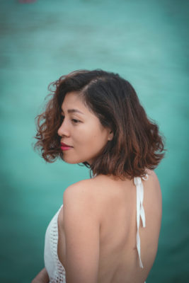 Woman with relaxed bob