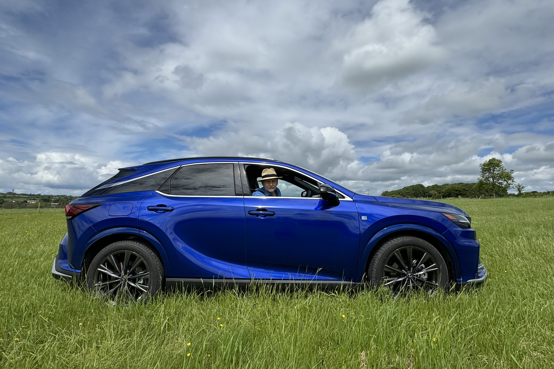 Jeremy sat in the Lexus