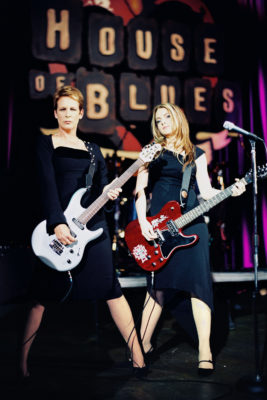 Jamie Lee Curtis and Lindsay Lohan in Freaky Friday