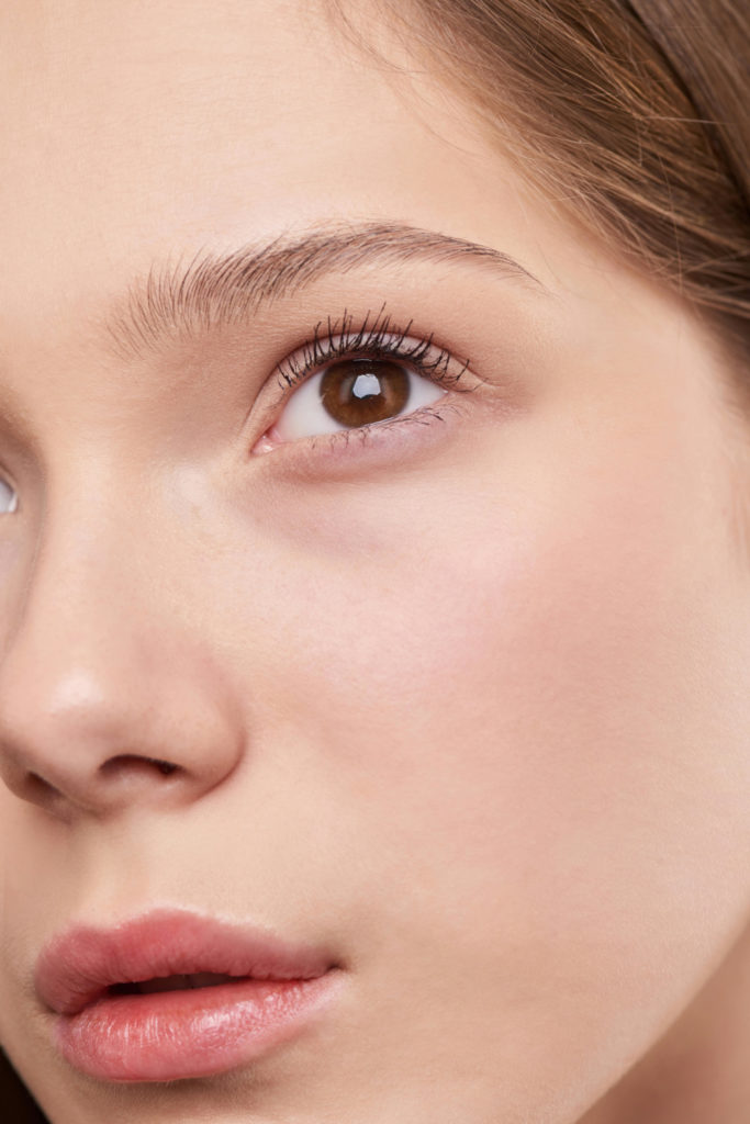 Close up of woman's face | ectoin guide