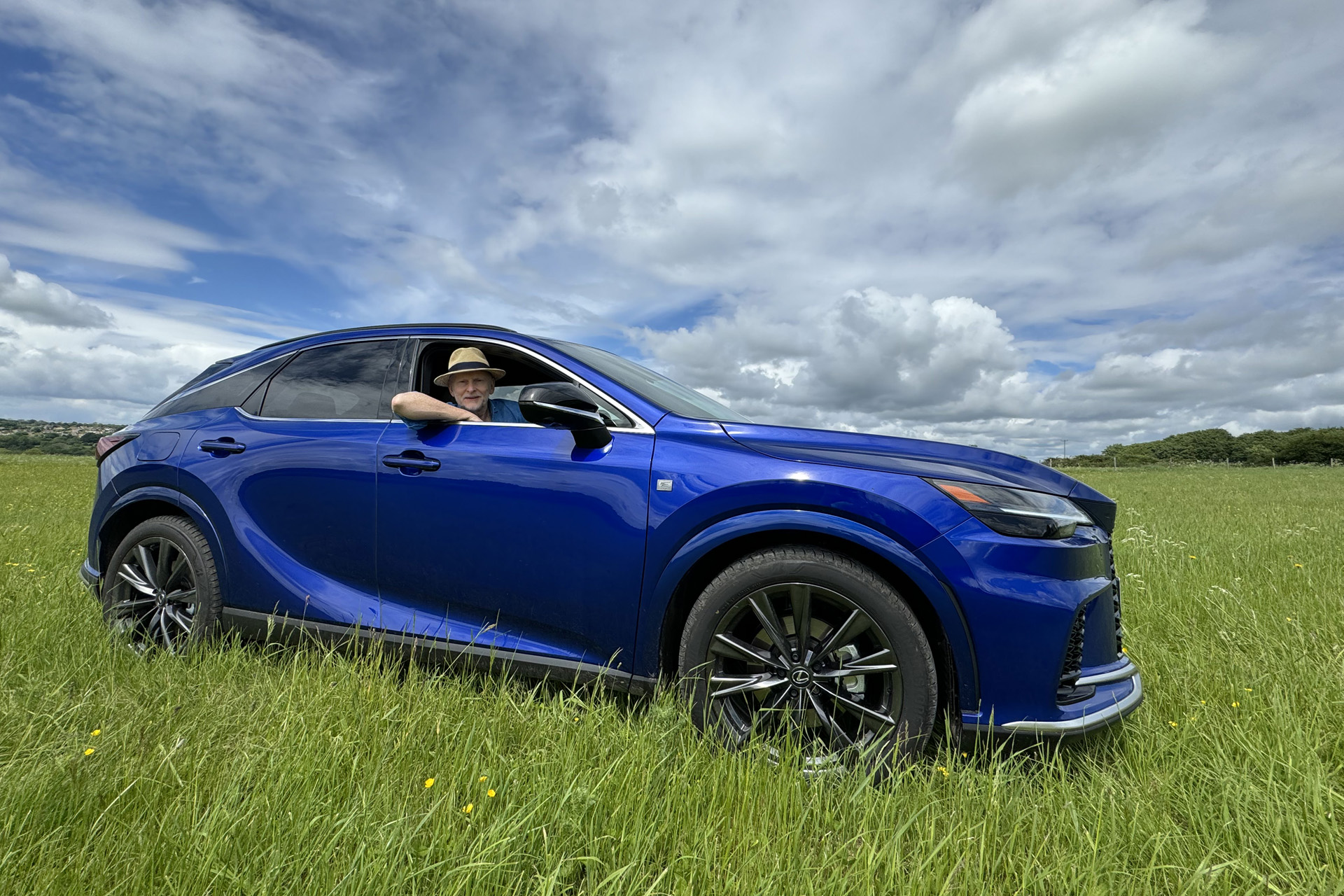 Lexus RX 450h+ F Sport Design