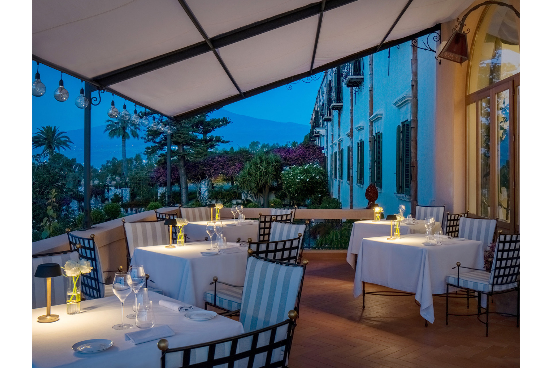 The terrace with Etna in the background
