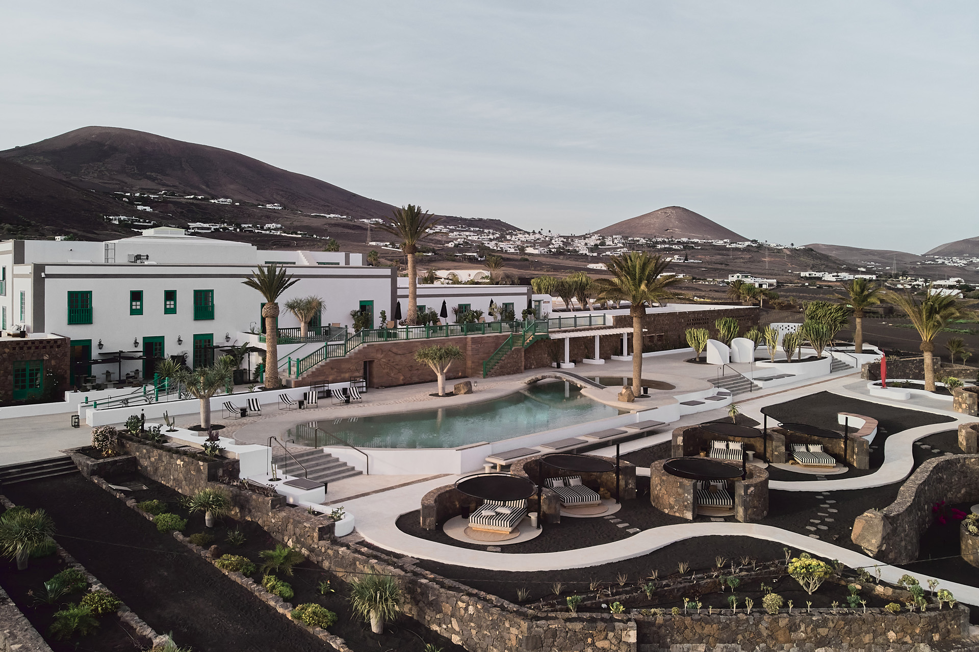 The exterior of Cesar Lanzarote