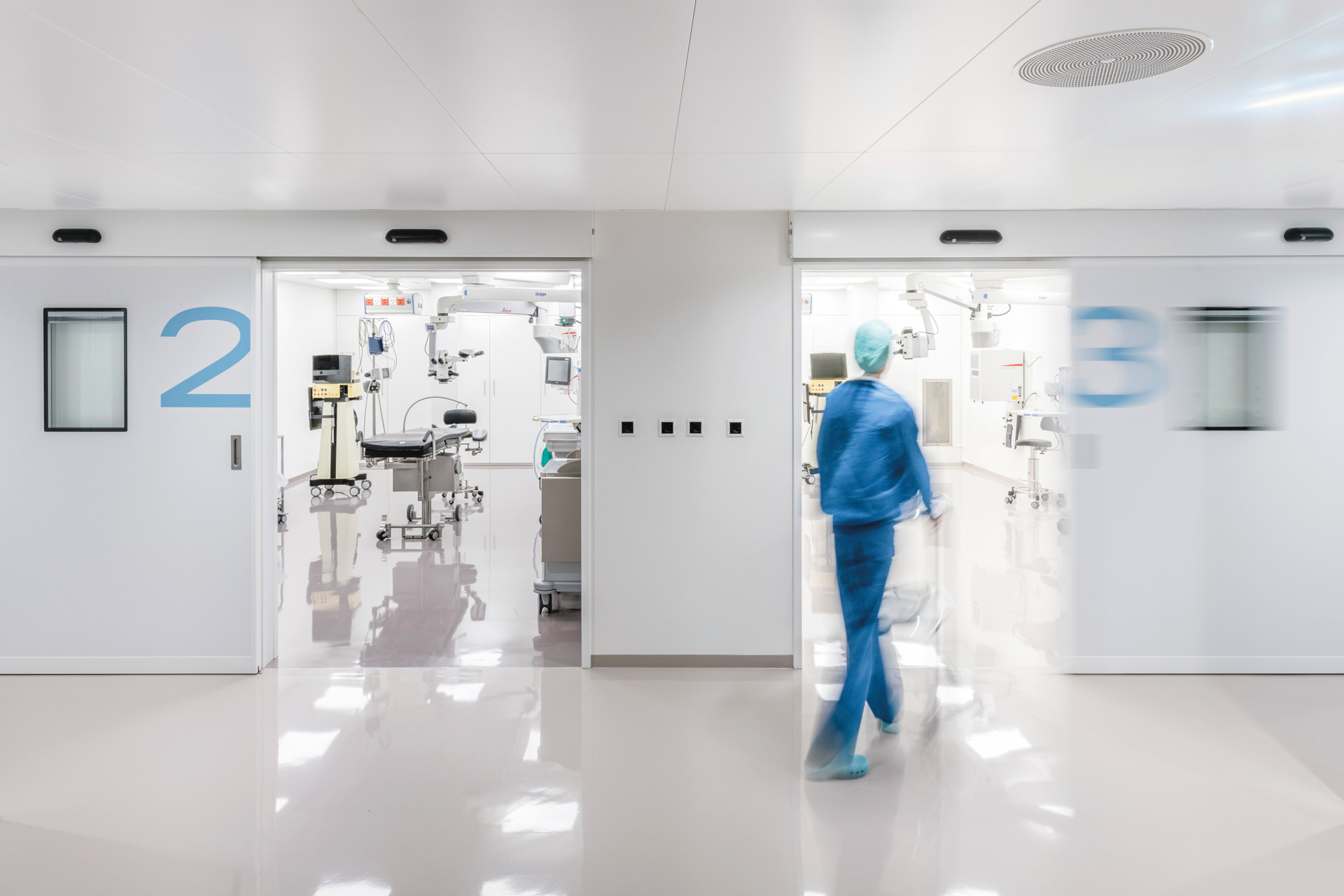 People in scrubs in clinic | Switzerland Health Clinics