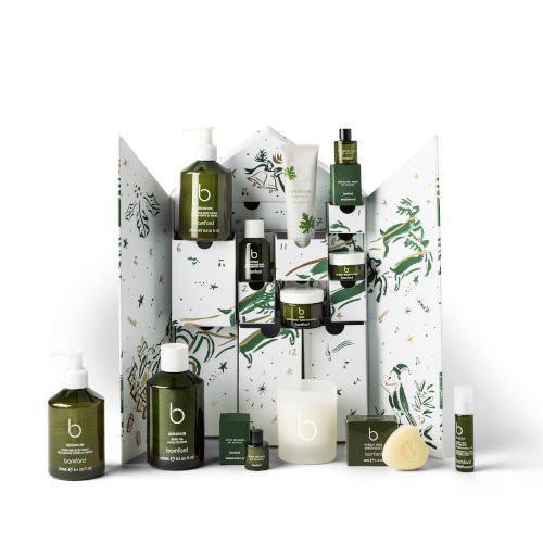 Beauty advent calendar with green bottles