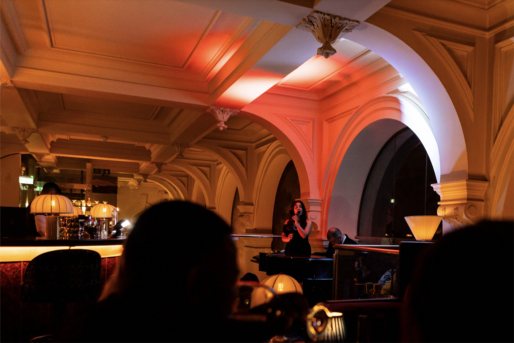 Live music in Engel, London