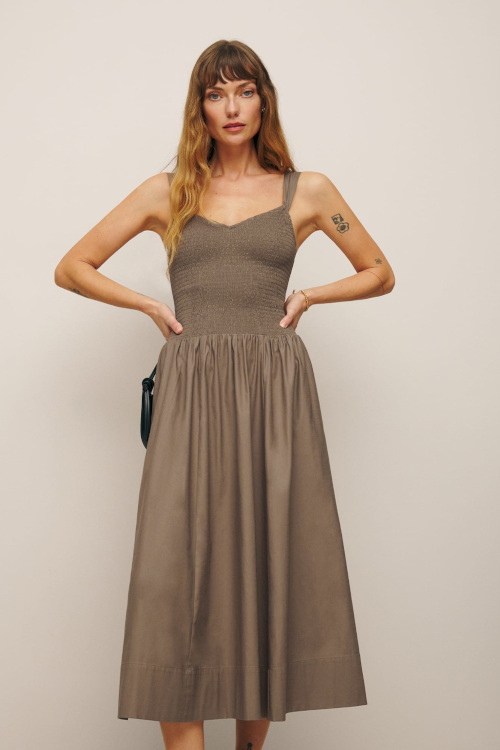 Woman in brown summer gown