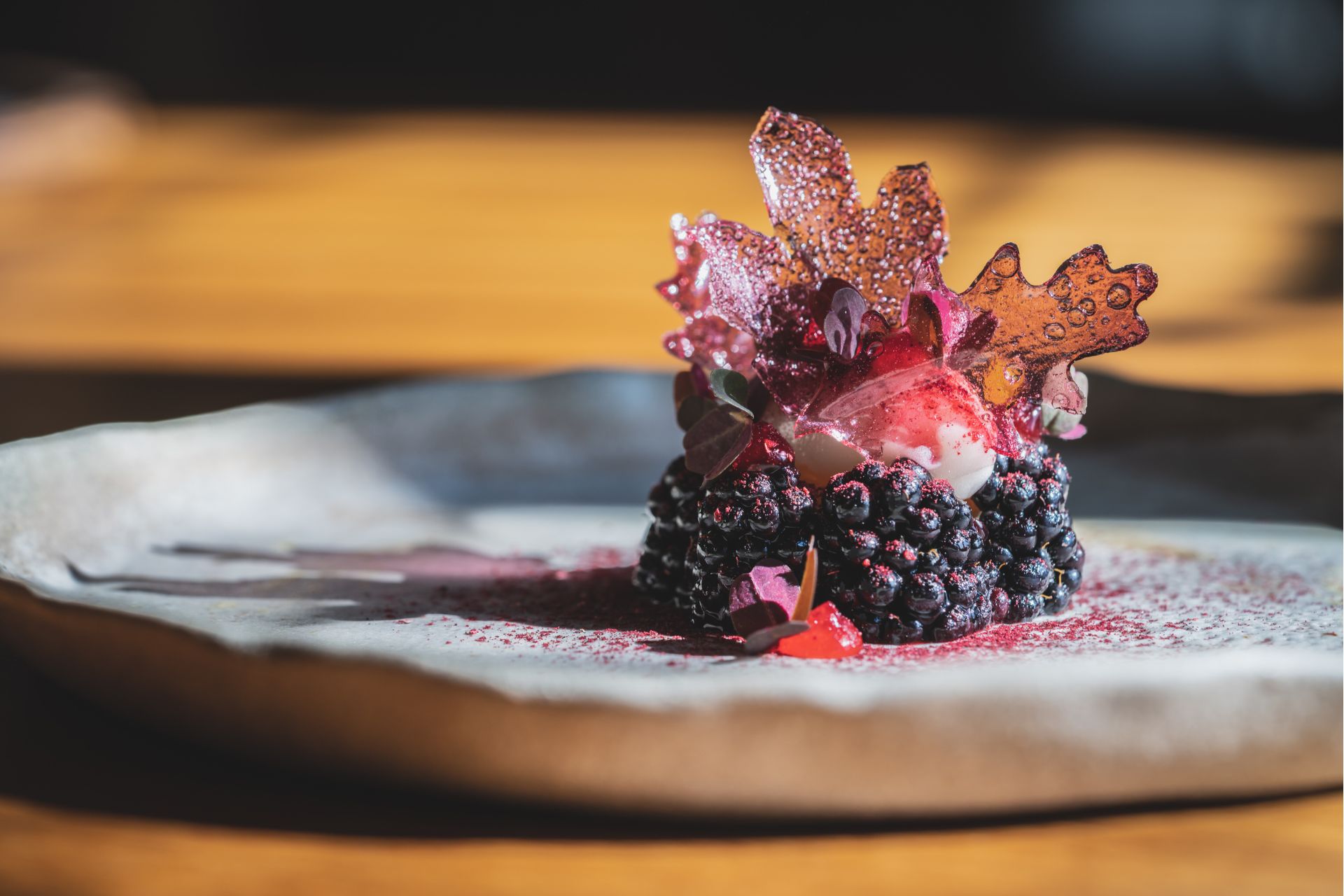 Blackberry pudding with spun sugar