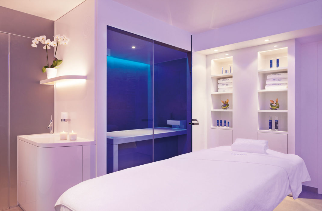 Clinique La Prairie treatment room