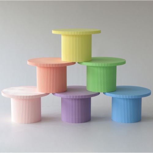 Pastel reeded cake stands
