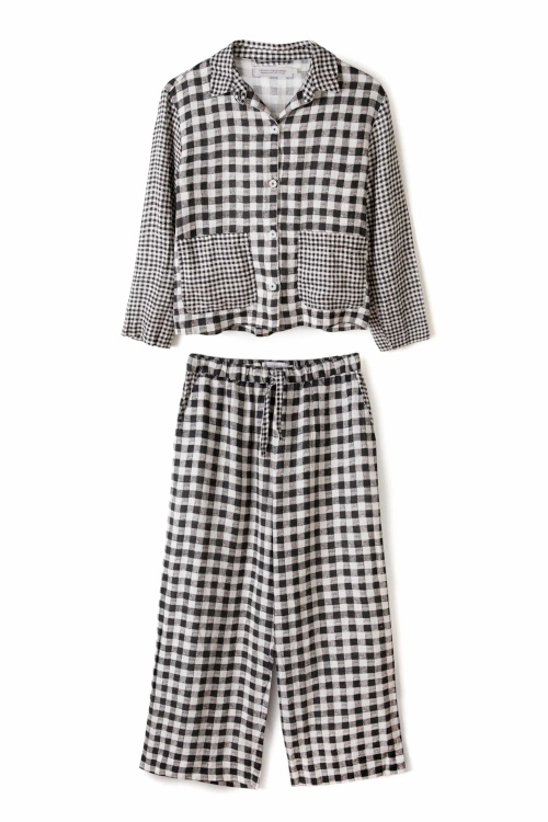 Black and white gingham pyjamas | christmas gifts for women