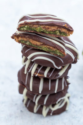 Mint chocolate biscuits
