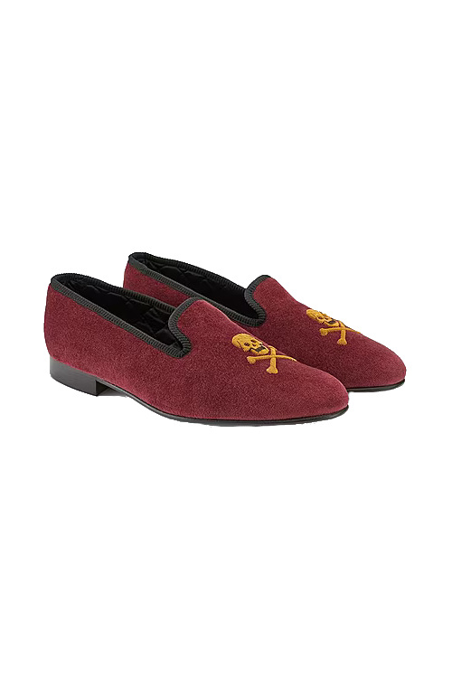Red slippers | how to wear colour men