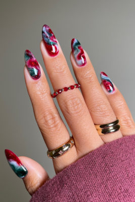 Candy cane nails