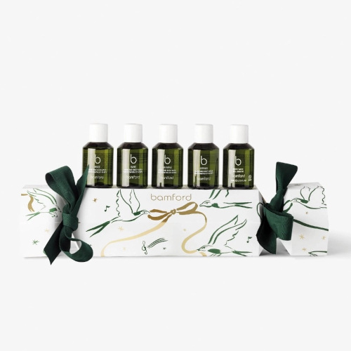 Christmas cracker with beauty products