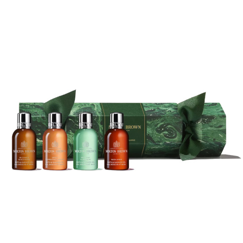 Green Christmas crackers with body washes