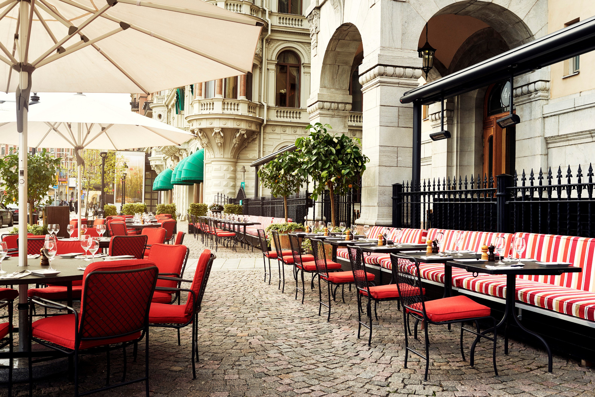 Outdoor dining area | The Grand Hôtel