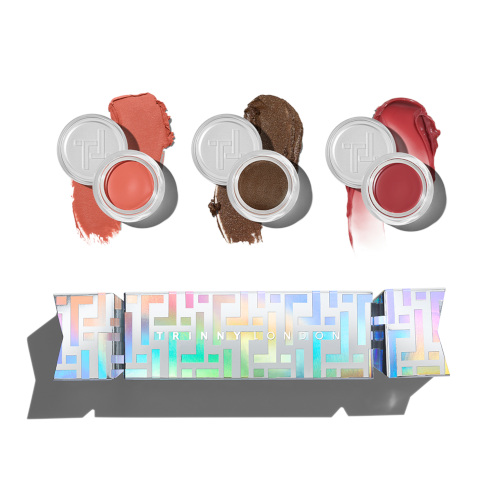 Makeup inside beauty Christmas cracker