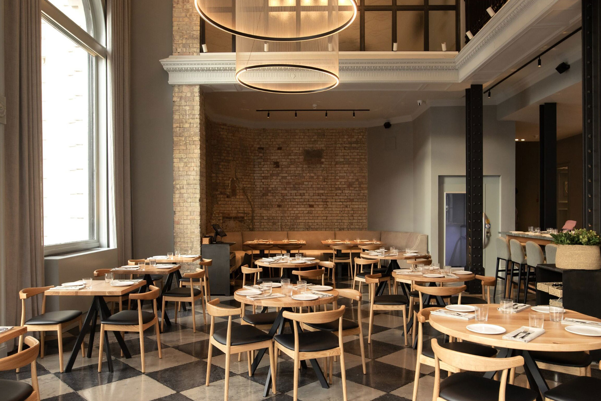 Claro restaurant