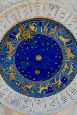 Blue clock with star signs | 2025 January Horoscope