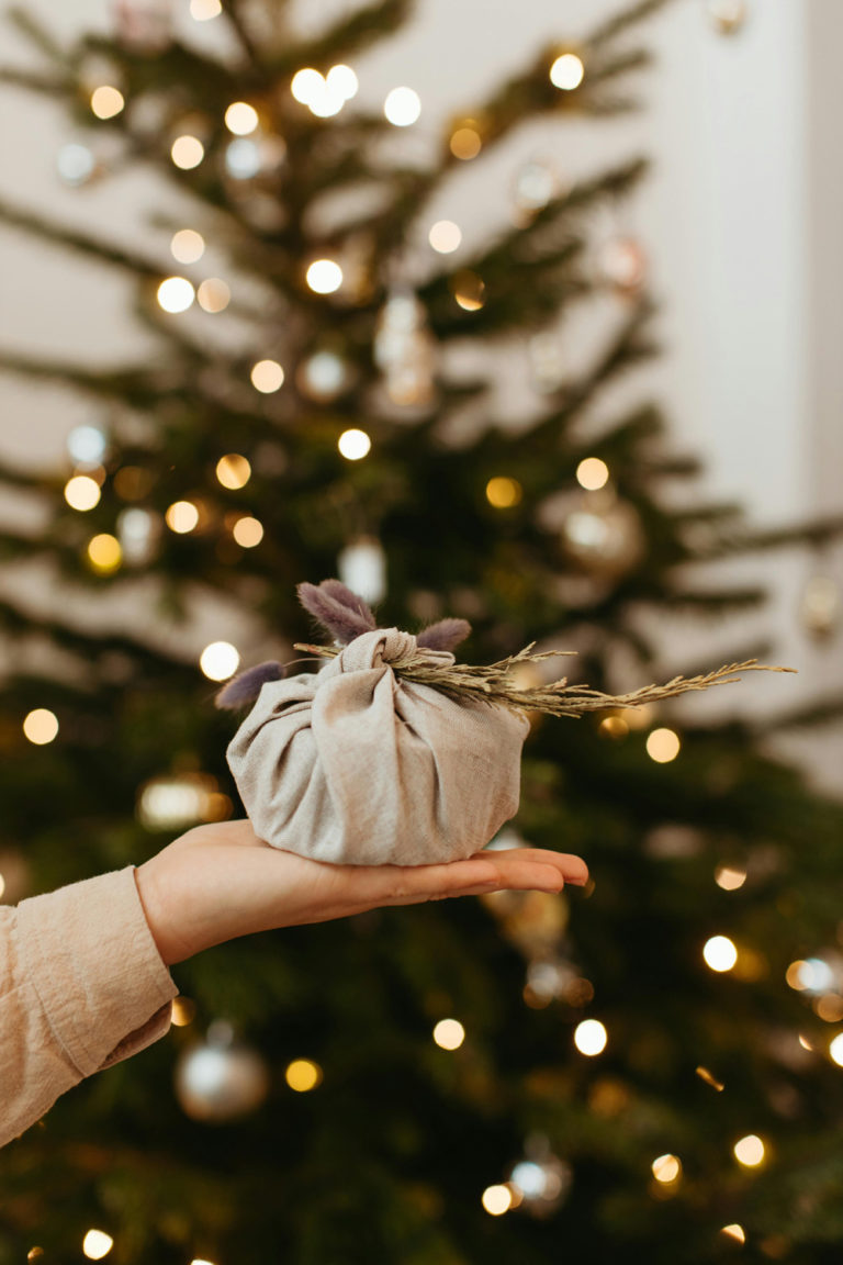 6 Alternative Ways To Wrap Your Christmas Presents