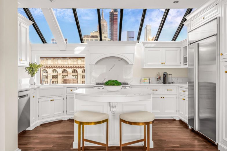 This Is What A $25M Manhattan Penthouse Looks Like - Upscale Penthouse Kitchen Rentals Manhattan