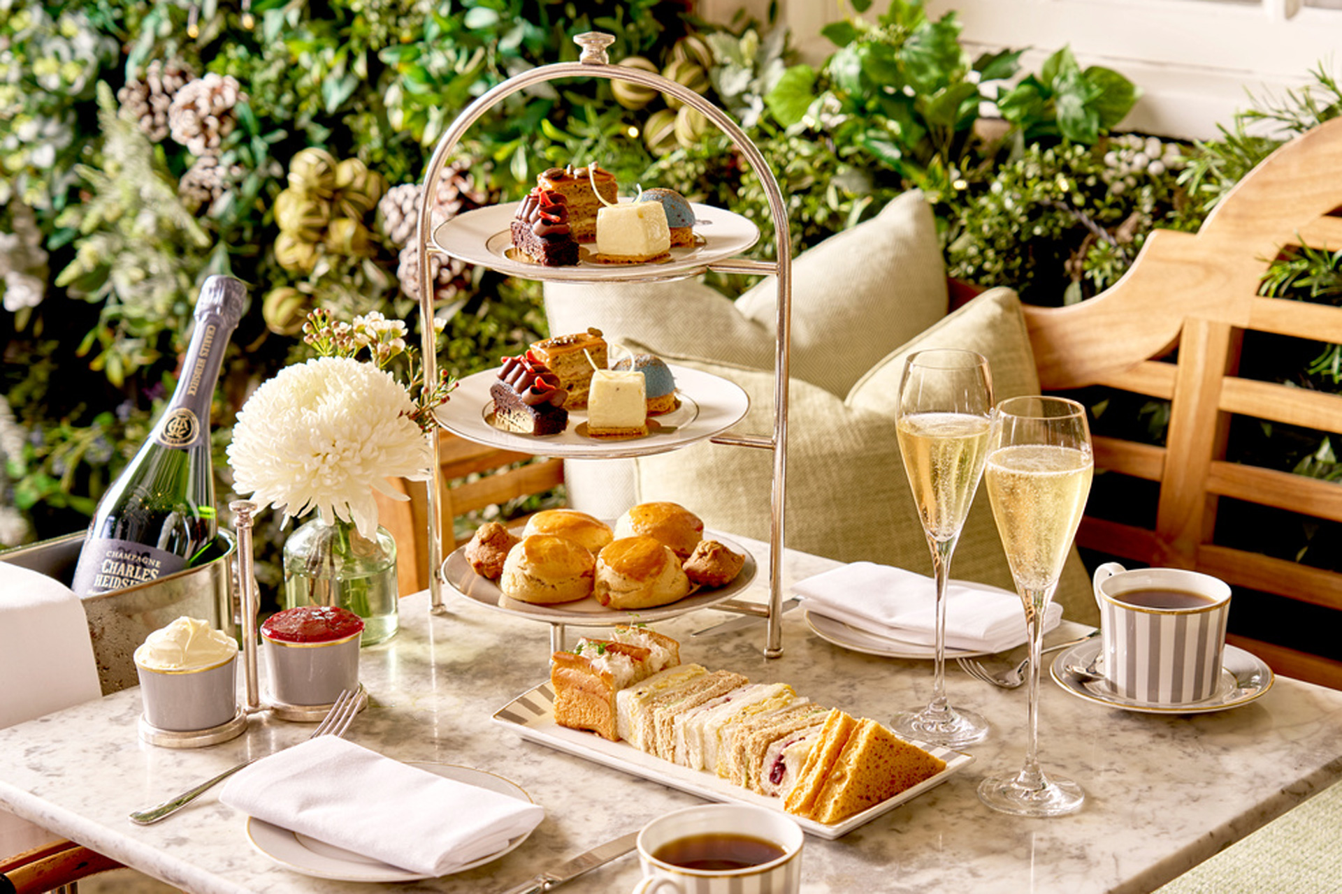 Afternoon tea at Dalloway Terrace