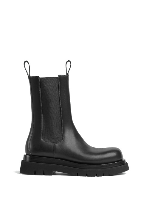 Black boot