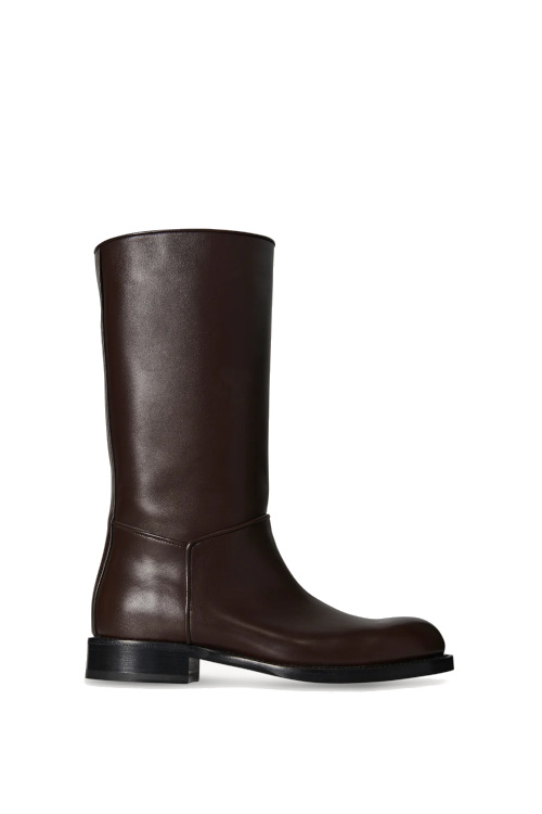 Brown boot