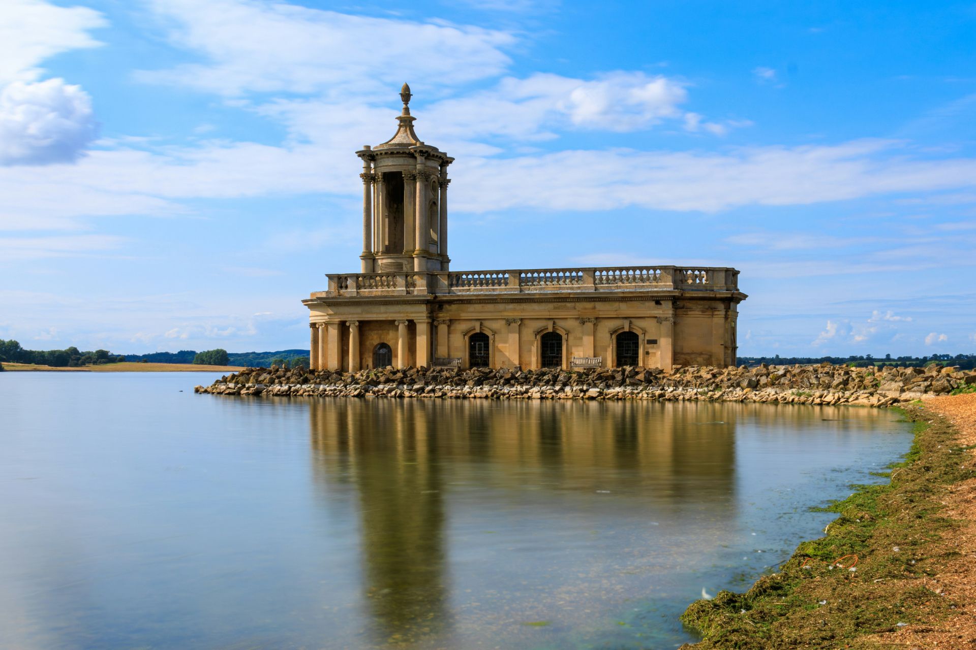 Rutland Water on a clear day