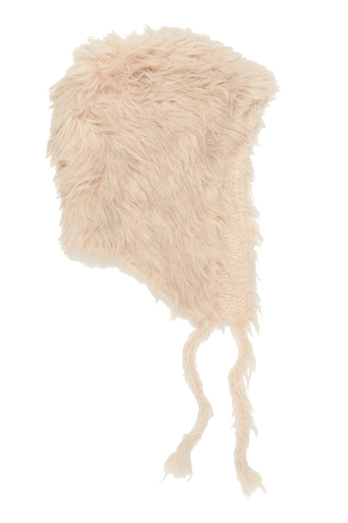 Fluffy bonnet