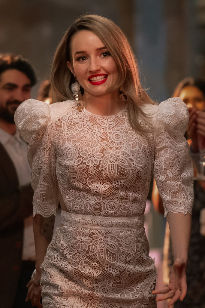 Kaitlyn Dever as Belle in Apple Cider Vinegar