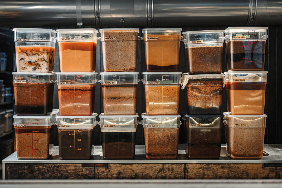 Fermenting deli tubs