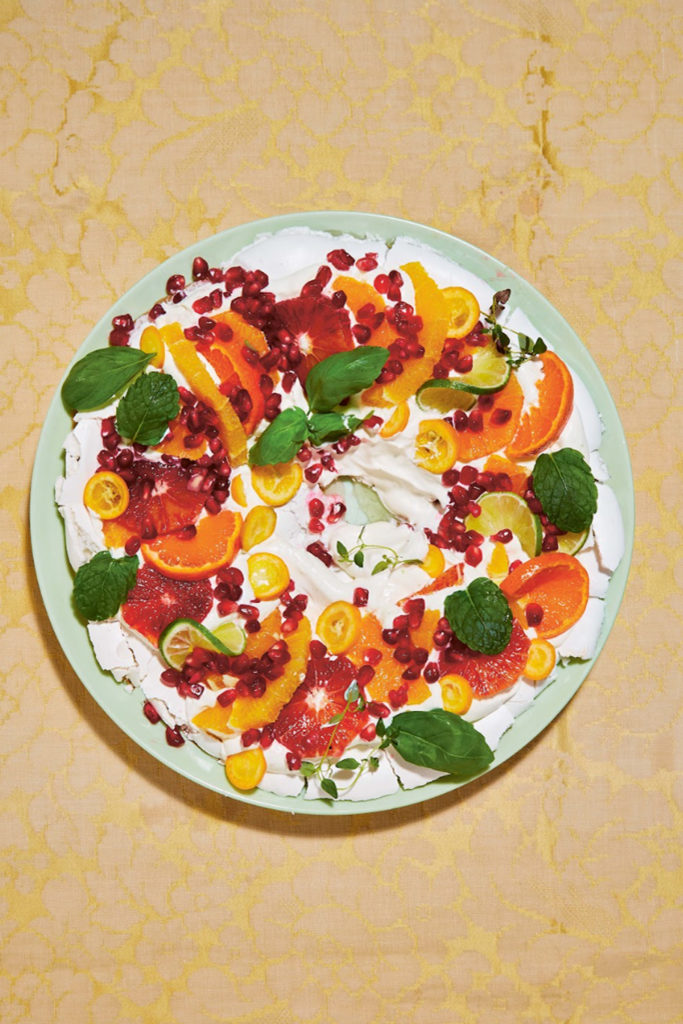 Pavlova with oranges