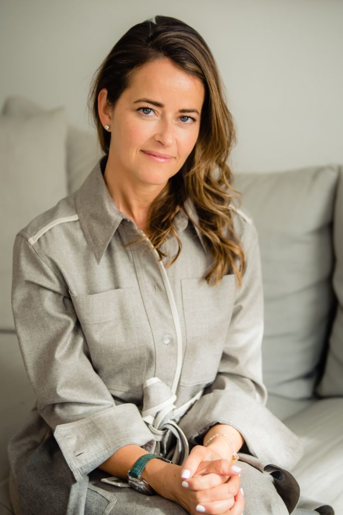 The House Guest Podcast Is Back! Carole Annett Interviews Simone Suss