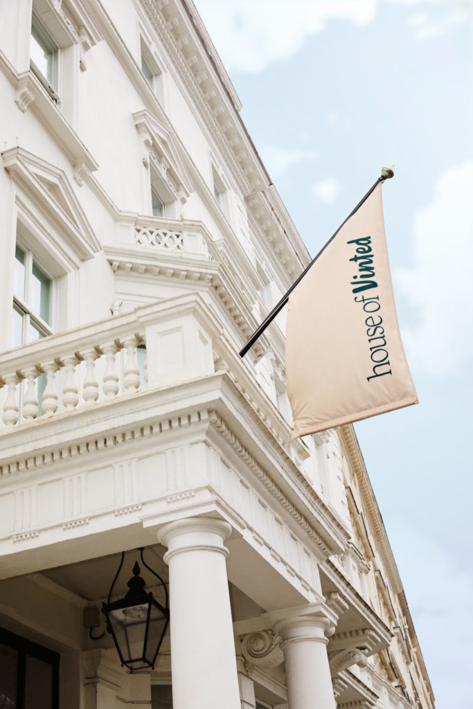 Building with House of Vinted flag
